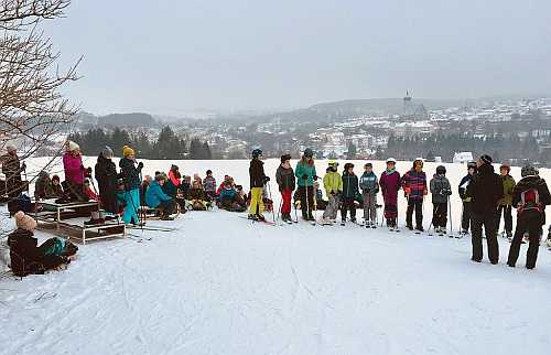 Eine gemtliche Wintersportlerrunde. (2019)